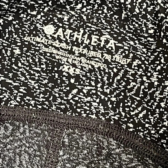 🍀2/$22 Athleta Bundle Ultimate Stash 7/8 Legging & Long Sleeve 1/4 Zip Womens XS - Picture 6 of 13